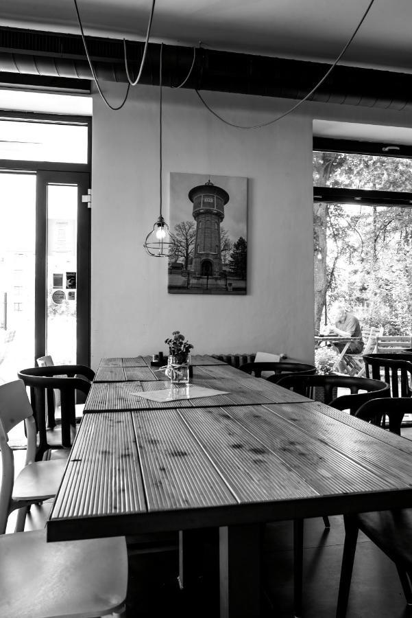 Penzion a Bistro Dílna Třeboň Exterior foto
