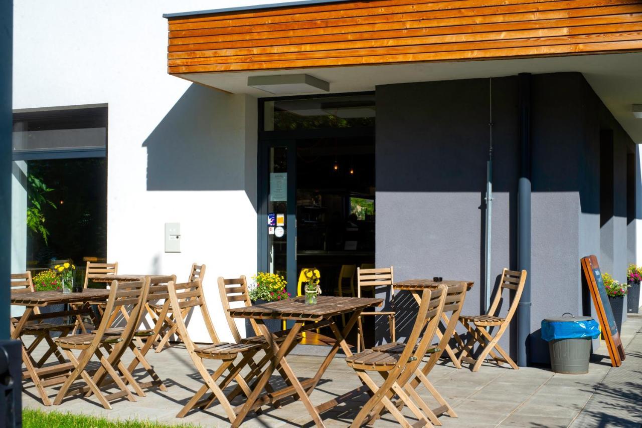 Penzion a Bistro Dílna Třeboň Exterior foto