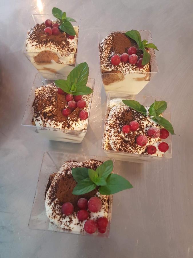 Penzion a Bistro Dílna Třeboň Exterior foto